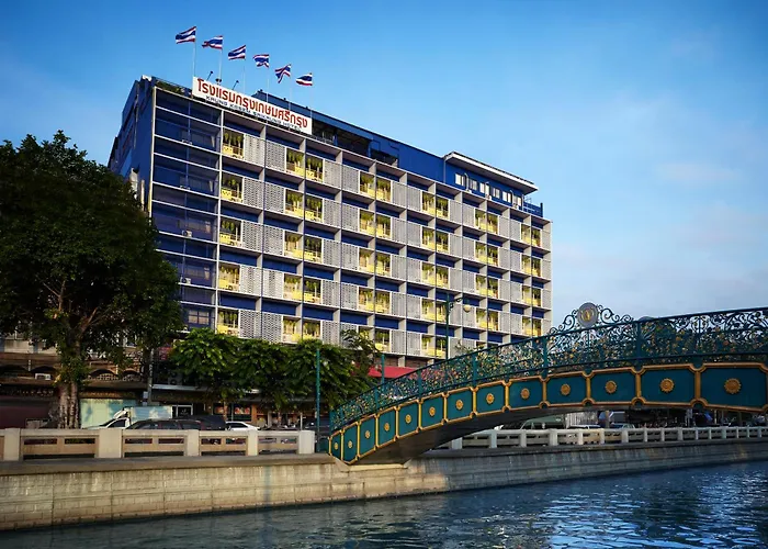 The Krungkasem Srikrung Hotel