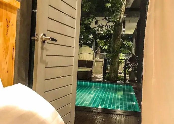 Exclusive Access To The Whole Garden.